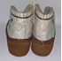 Håndfiltede filtstøvler fra Clemente - Norsk traditional sko, med broderet blomster på begge sider og indlæg sål mellem uld og læder sål.